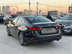 نيسان ألتيما